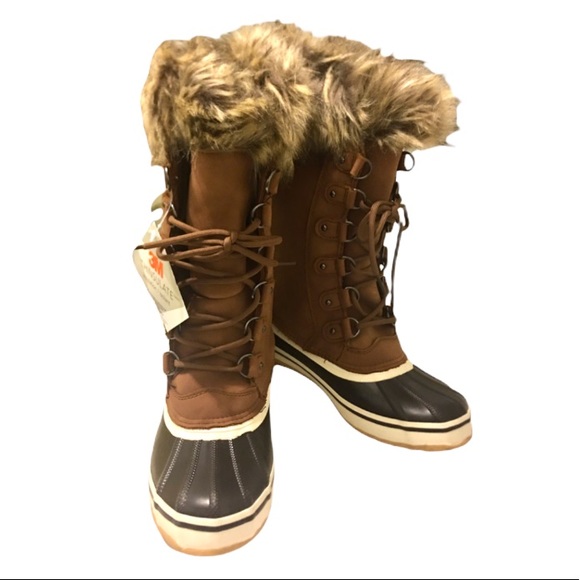 NWT Portland 3M Thinsulate Winter Boots. Size 6M - Picture 2 of 6